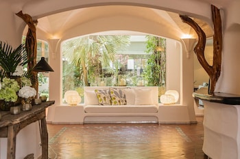 Grand Hotel De Cala Rossa & Spa Nucca,Corse-Du-Sud>>Cala Rossa,5 star