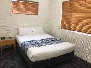 country motel ipswich