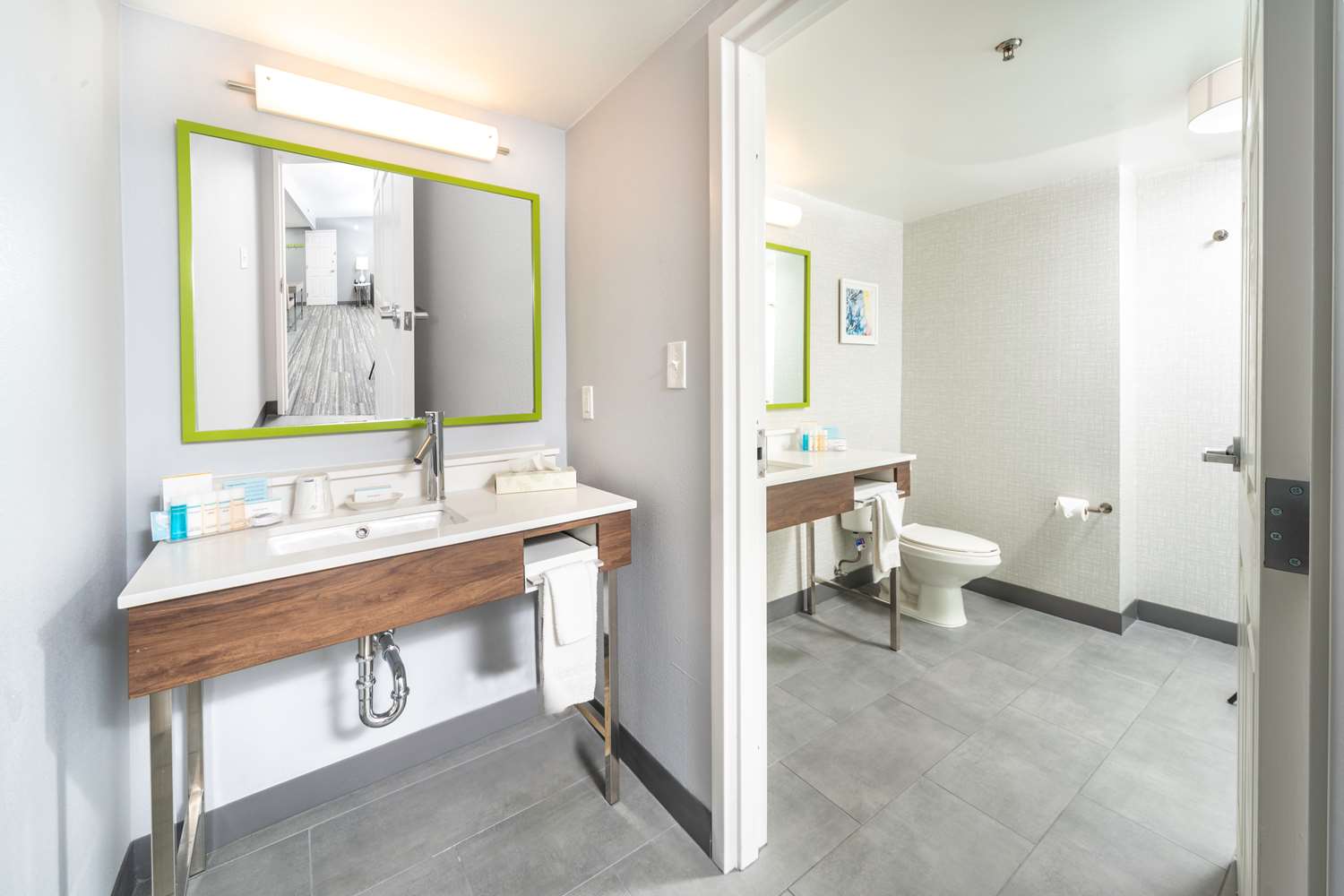 hampton inn swedesboro philadelphia