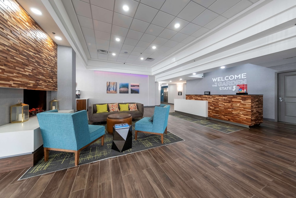 hampton inn swedesboro philadelphia