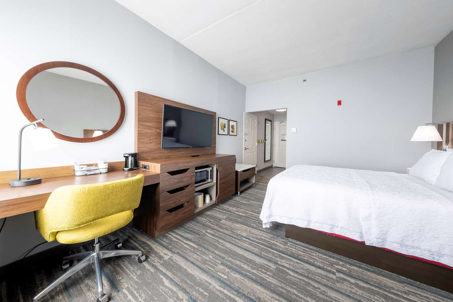 hampton inn swedesboro philadelphia