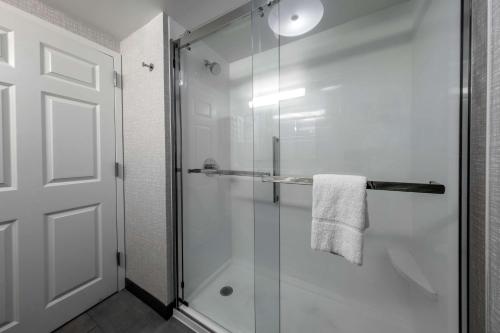 hampton inn swedesboro philadelphia