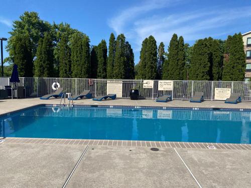 hampton inn swedesboro philadelphia