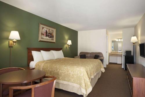 Super 8 By Wyndham Mifflinville Near Bloomsburg,Hazleton>>Columbia,2 star