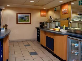 holiday inn express swansea east by ihg