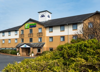 holiday inn express swansea east by ihg