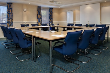 holiday inn express swansea east by ihg