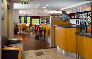 holiday inn express swansea east by ihg