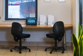 holiday inn express swansea east by ihg