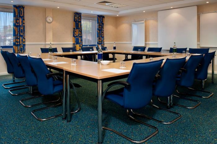 holiday inn express swansea east by ihg