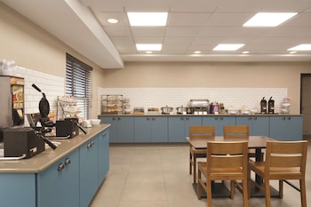 country inn and suites by radisson roanoke va