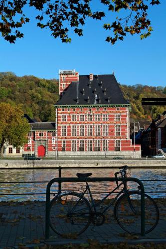 ibis liege centre opera