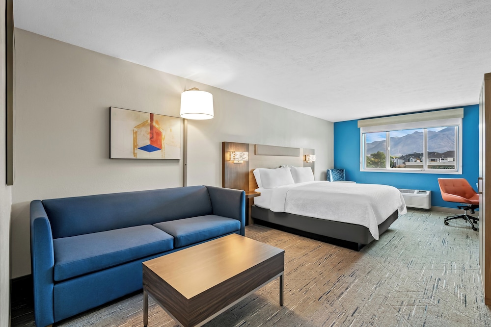 holiday inn express and suites ogden by ihg