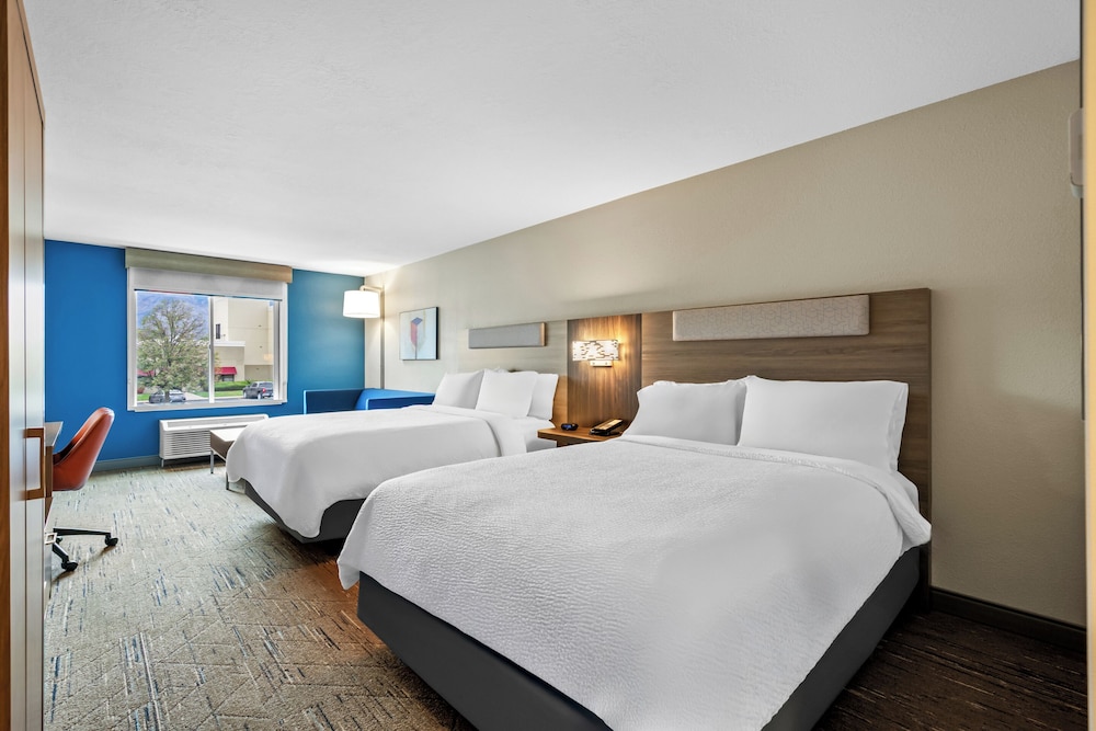 holiday inn express and suites ogden by ihg