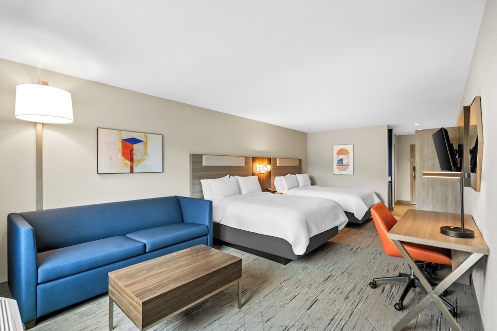 holiday inn express and suites ogden by ihg