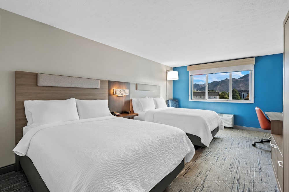 holiday inn express and suites ogden by ihg