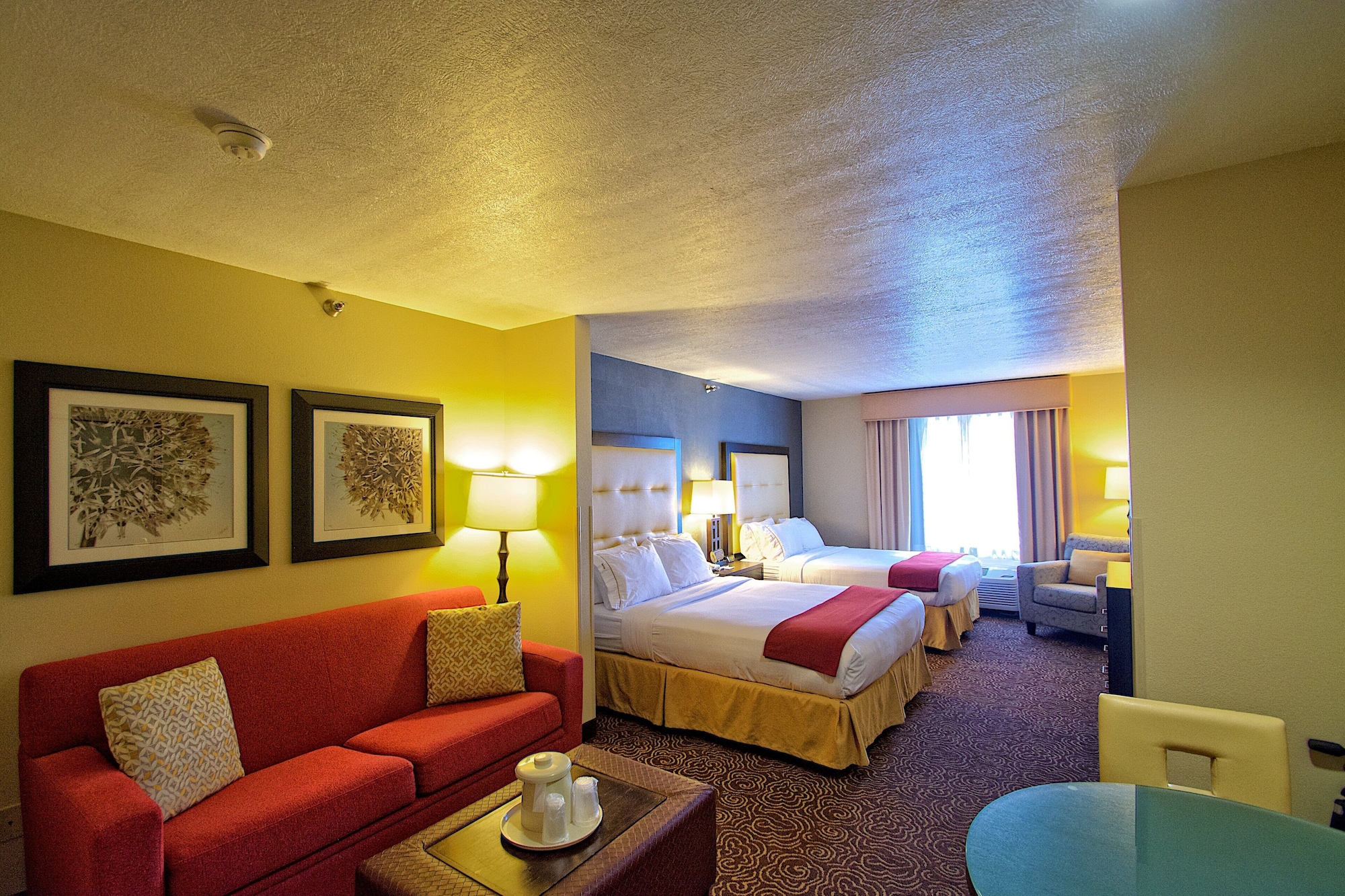 holiday inn express and suites ogden by ihg