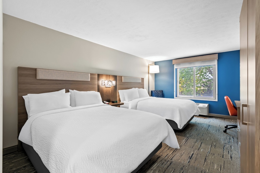 holiday inn express and suites ogden by ihg