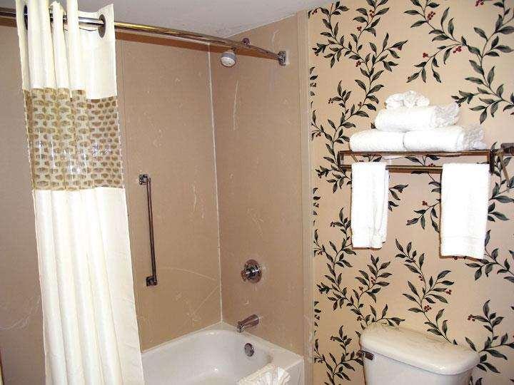 hampton inn and suites fultondale birmingham i 65 al