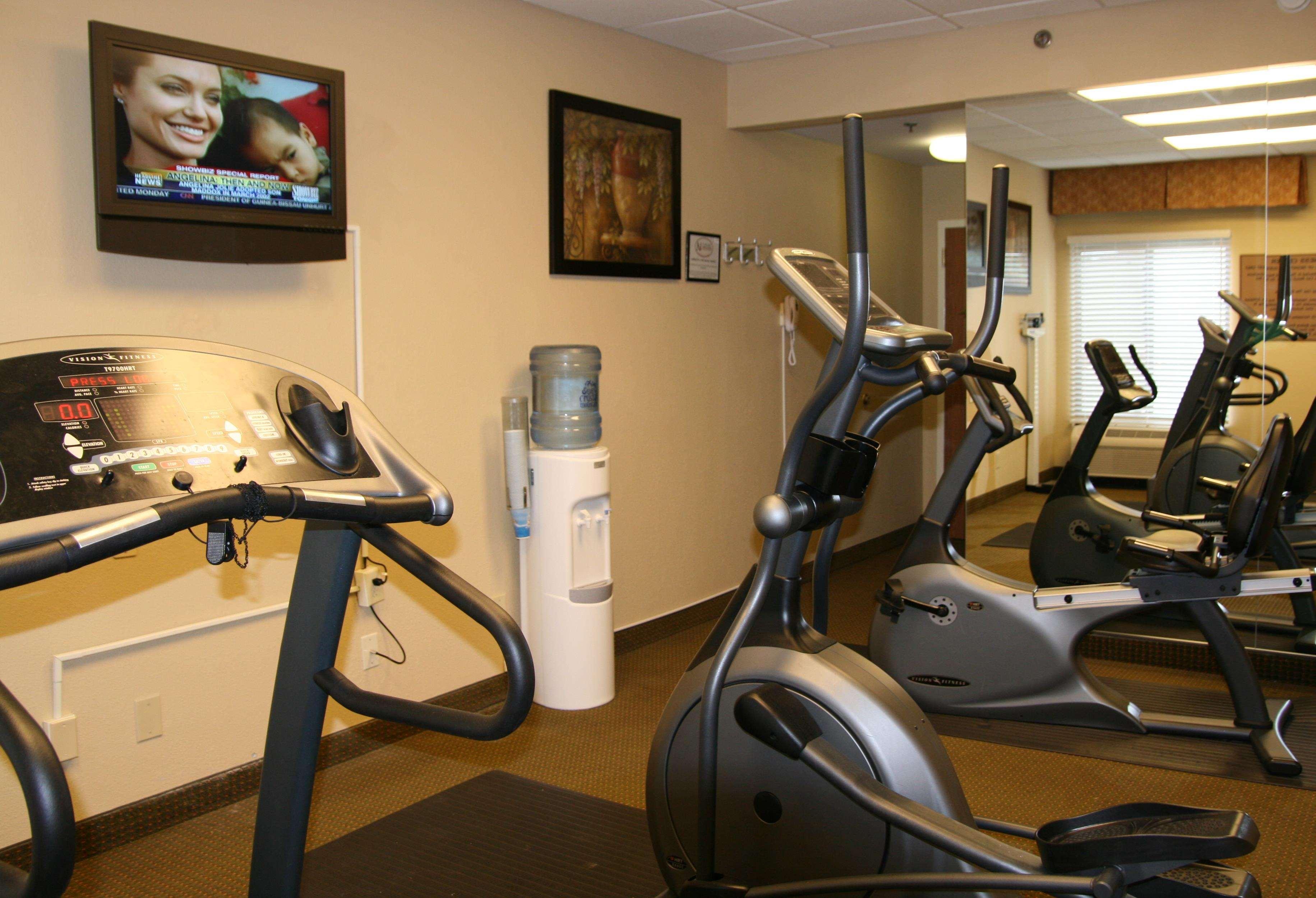 hampton inn and suites fultondale birmingham i 65 al