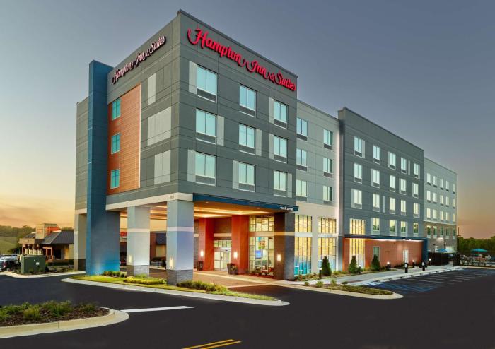 hampton inn and suites fultondale birmingham i 65 al