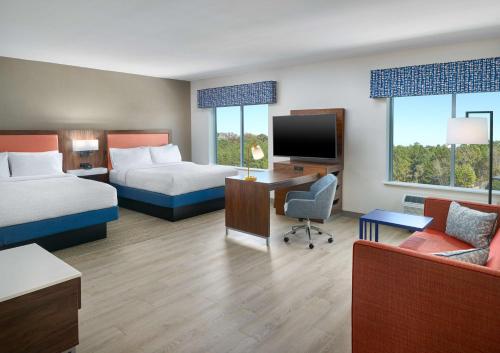 hampton inn and suites fultondale birmingham i 65 al