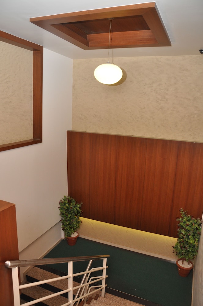 hotel rama residency