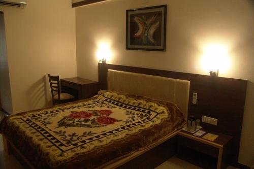 hotel rama residency