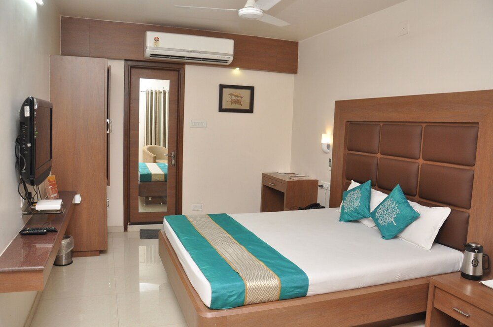 hotel rama residency