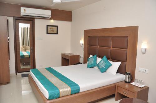 hotel rama residency