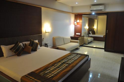 hotel rama residency