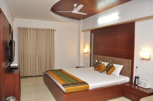 hotel rama residency