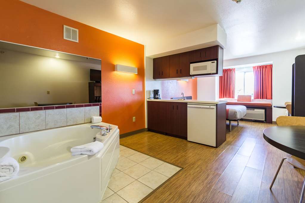 motel 6 huron oh sandusky