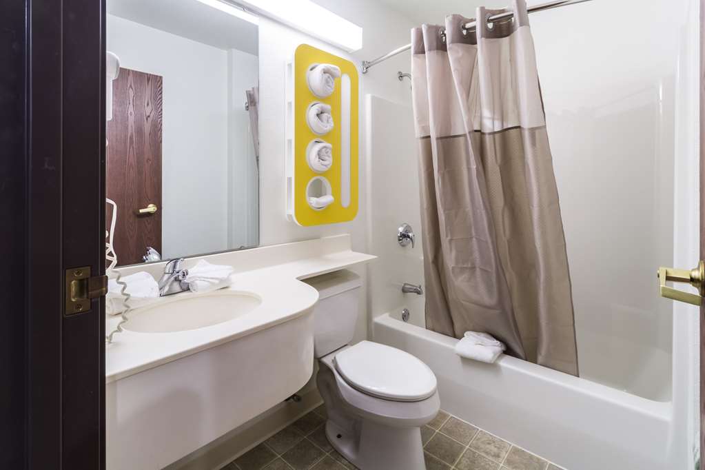 motel 6 huron oh sandusky