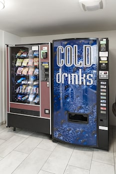 hotel saint clair magnificent mile