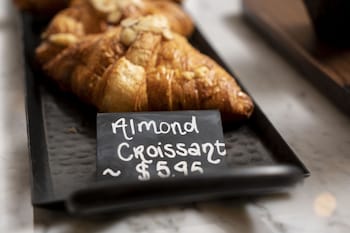 hotel saint clair magnificent mile