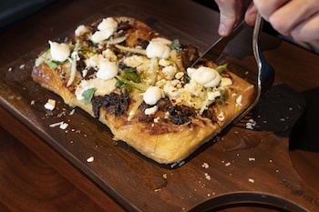 hotel saint clair magnificent mile