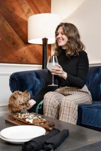 hotel saint clair magnificent mile