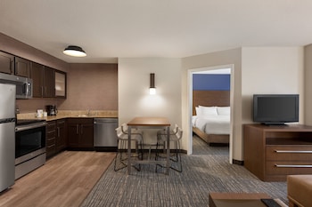 Residence Inn By Marriott Chicago Bloomingdale,Carol Stream>>Bloomingdale,3 star