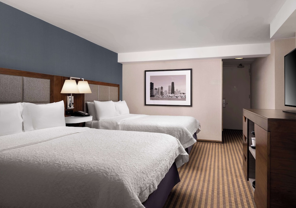 hampton inn chicago downtown magnificent mile