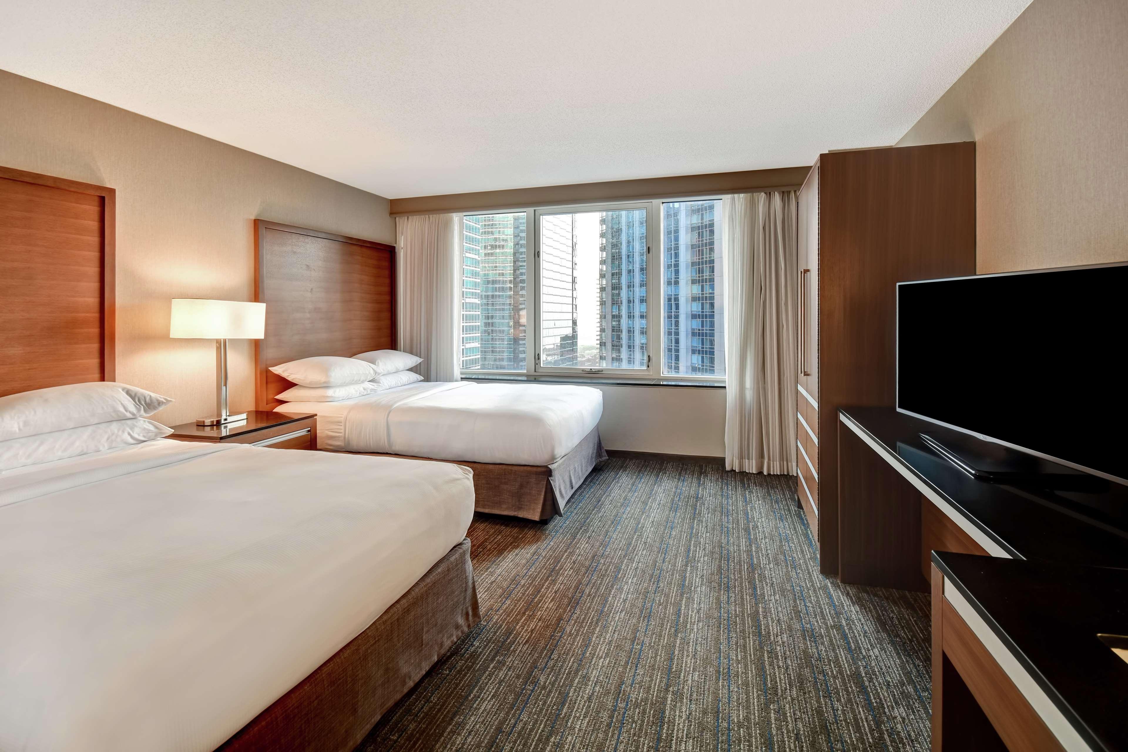 embassy suites by hilton chicago downtown magnificent mile