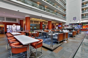 Embassy Suites By Hilton Chicago Downtown Magnificent Mile,Streeterville>>Chicago,4 star