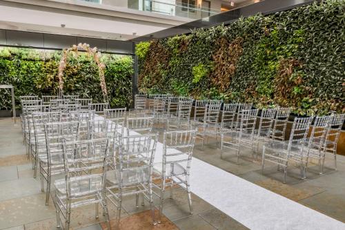 embassy suites by hilton chicago downtown magnificent mile