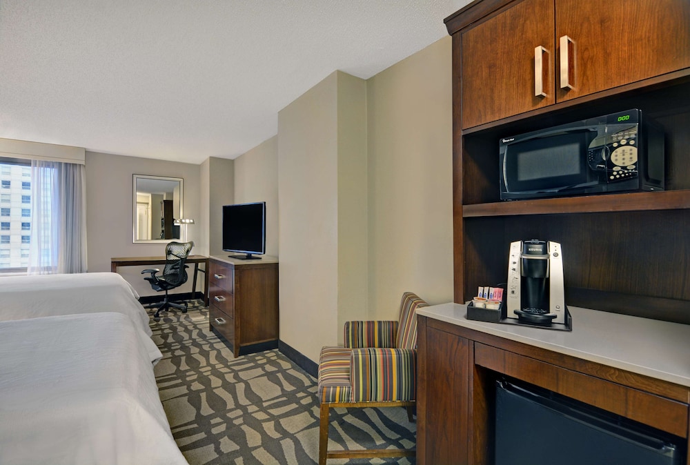 hilton garden inn chicago downtown magnificent mile