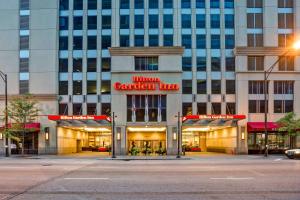 hilton garden inn chicago downtown magnificent mile