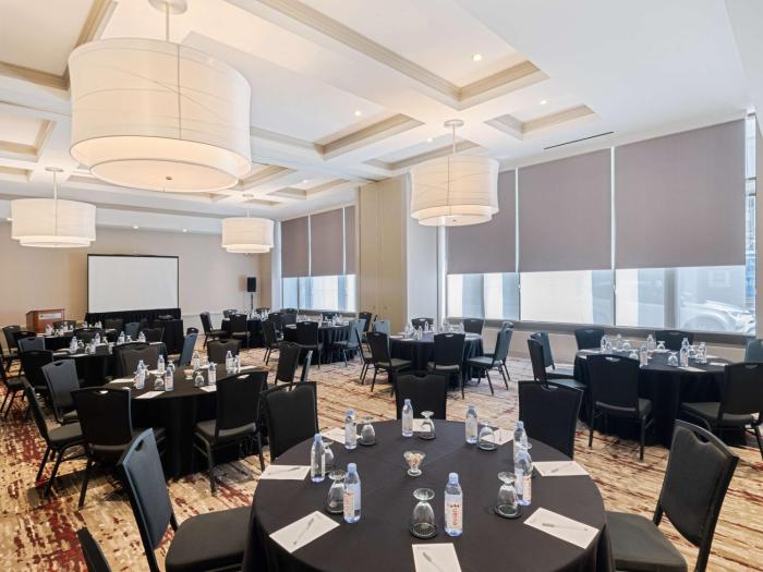 hilton garden inn chicago downtown magnificent mile