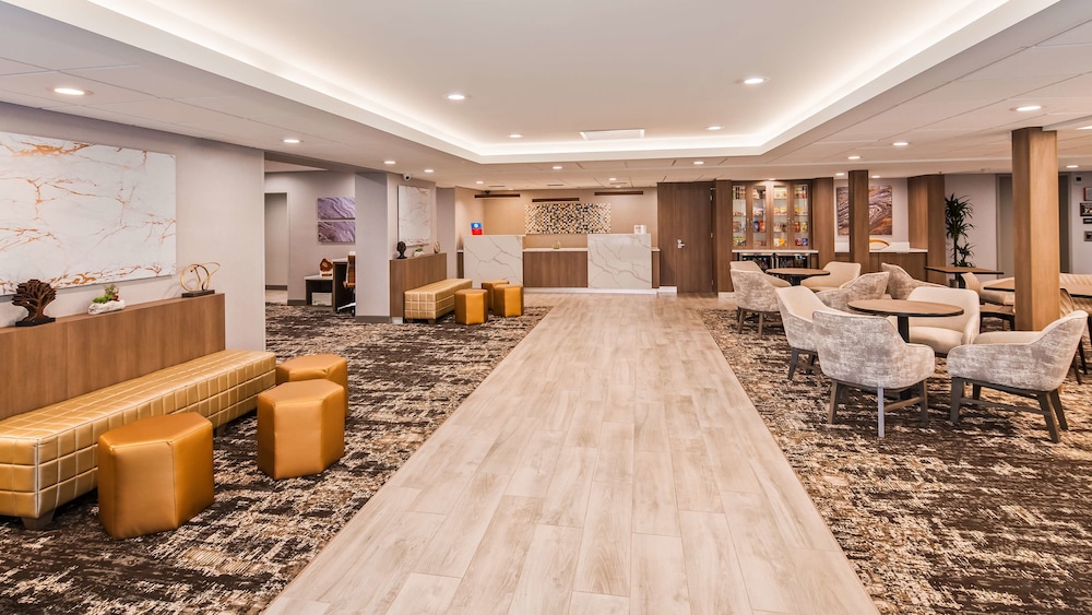 surestay plus hotel by best western chicago lombard
