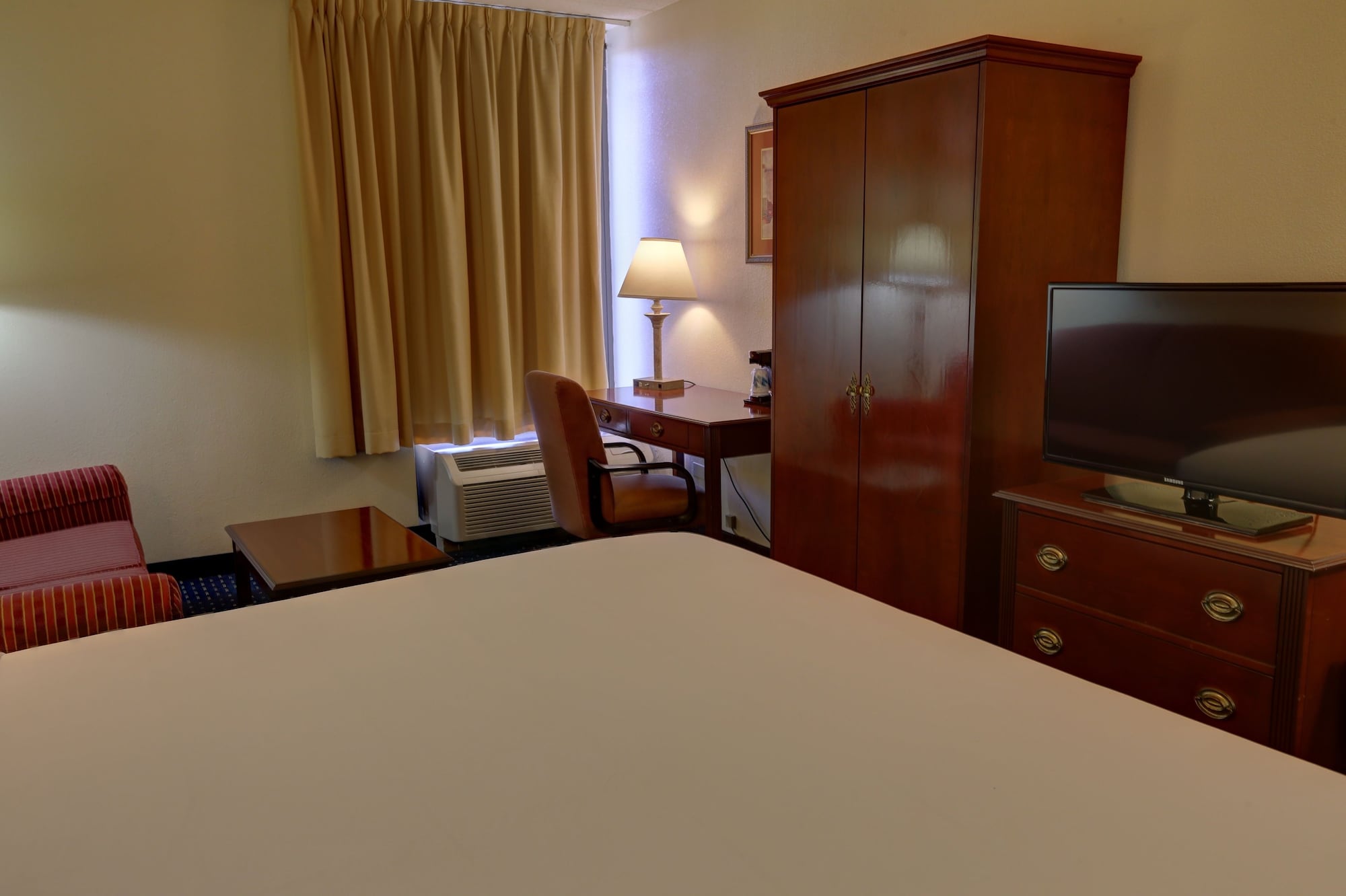 surestay plus hotel by best western chicago lombard