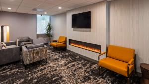 surestay plus hotel by best western chicago lombard