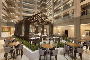 Embassy Suites By Hilton Chicago Lombard Oak Brook,Chicago>>Bolingbrook,4 star